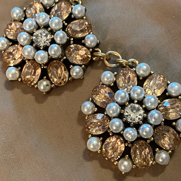 Beautiful Blossom Necklace - Picture 2 of 2